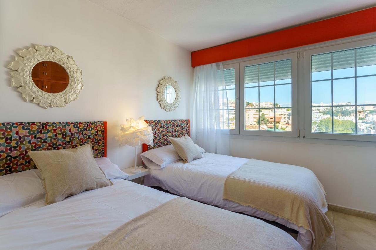 Malagasuite Carihuela Seaviews Торемолинос Екстериор снимка