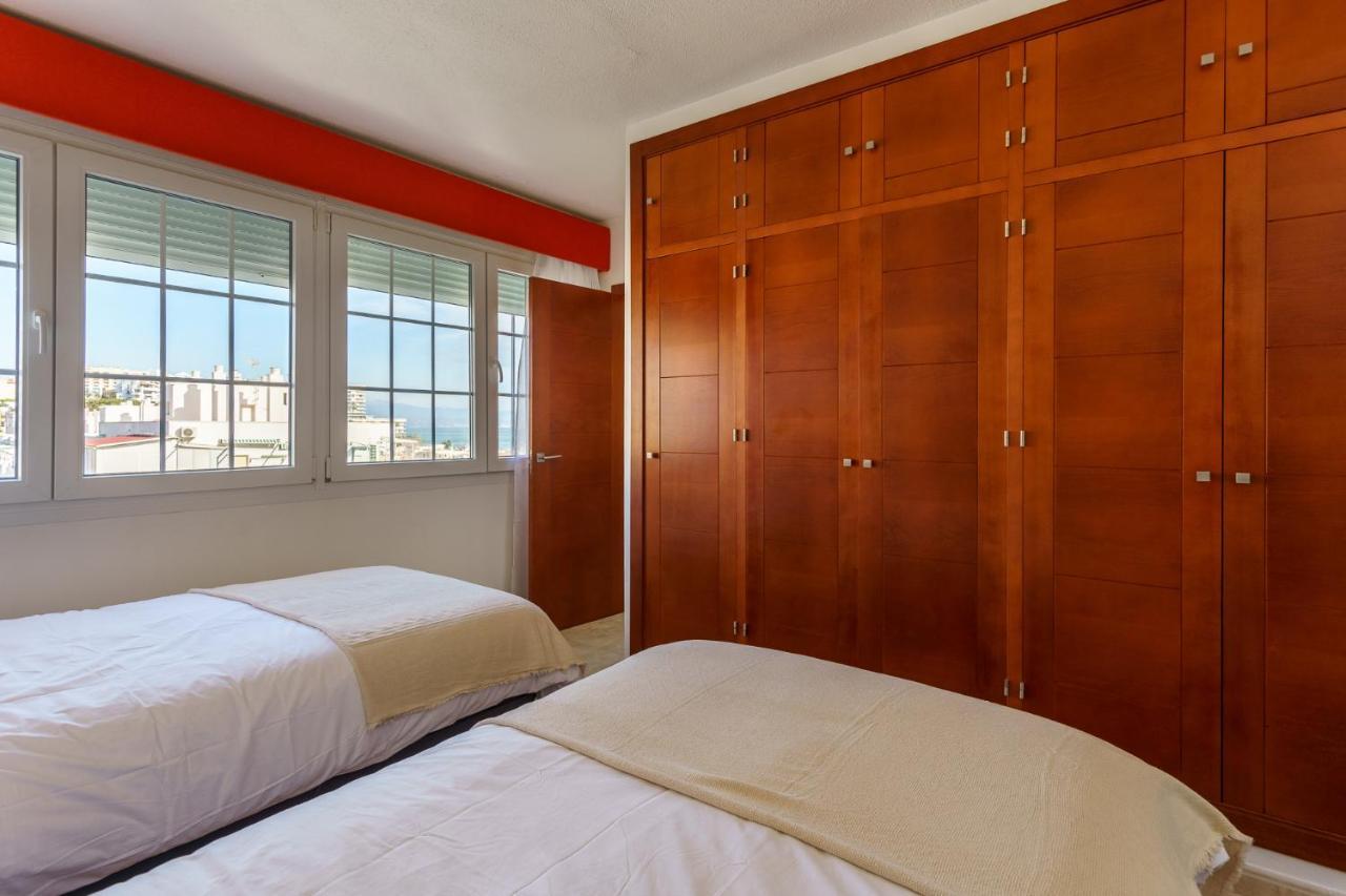 Malagasuite Carihuela Seaviews Торемолинос Екстериор снимка