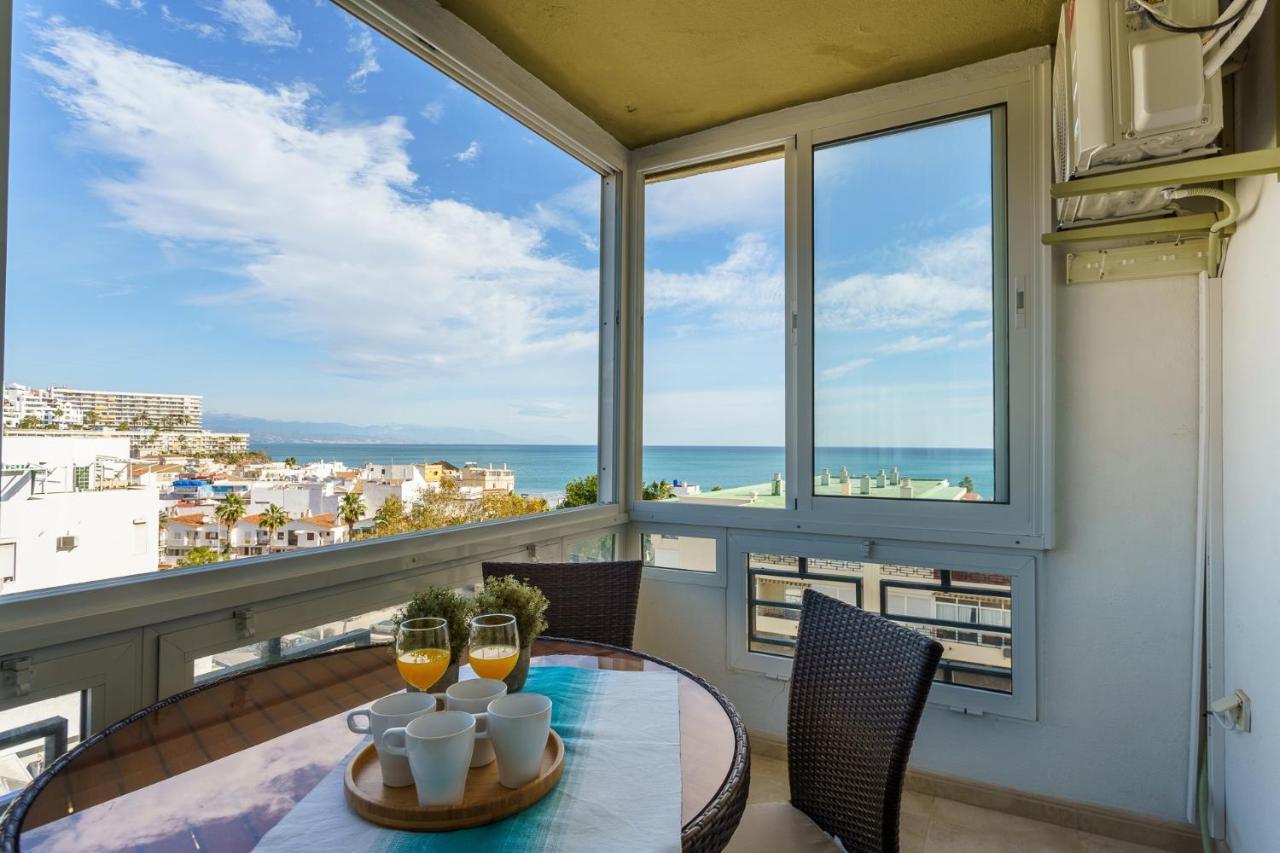 Malagasuite Carihuela Seaviews Торемолинос Екстериор снимка