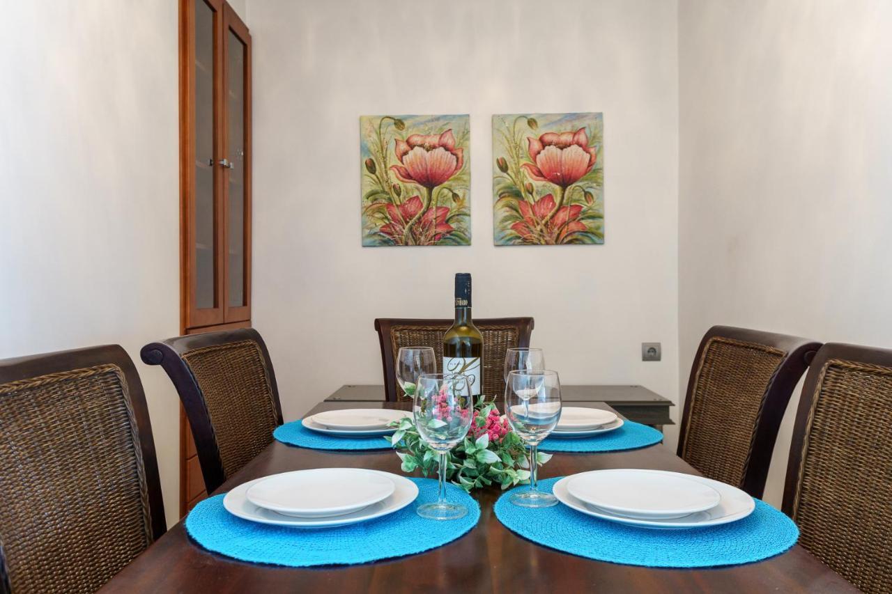 Malagasuite Carihuela Seaviews Торемолинос Екстериор снимка